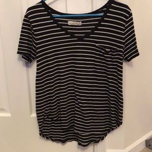 Flowy Striped Abercrombie V-Neck